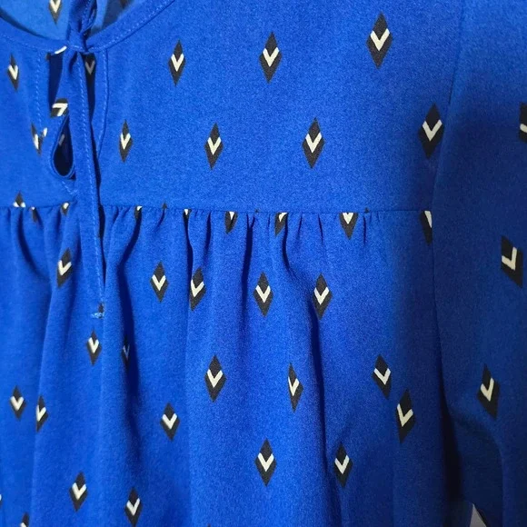 Jack womens babydoll large Blue Geometric Diamond Print Blouse Top  Long Slv - Picture 2 of 8